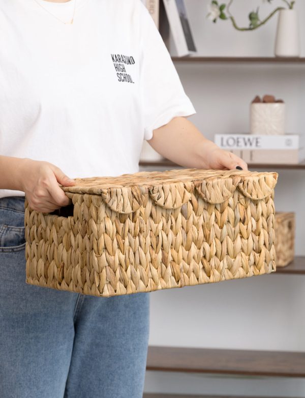 StorageWorks Scalloped Edge Wicker Basket with Lid - Image 32