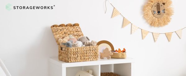 StorageWorks Scalloped Edge Wicker Basket with Lid - Image 17
